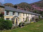 Cottages on Sygun Terrace in Beddgelert
